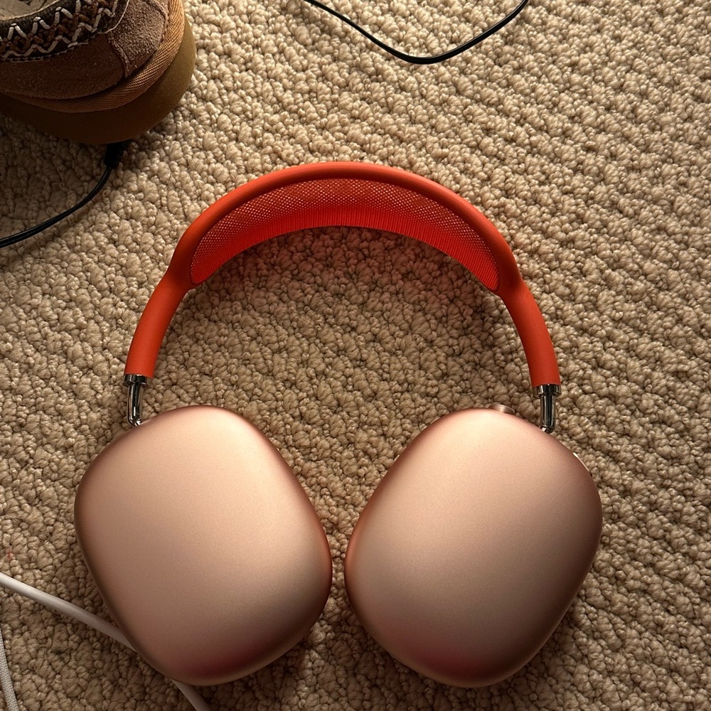 Airpod Maxes (Gen 1) Red/Pink *Read Description*